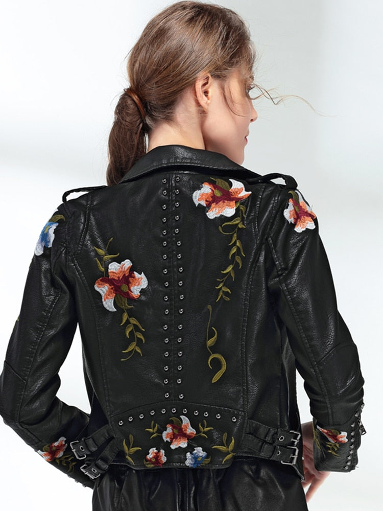 Ftlzz, chaqueta de cuero suave de imitación bordada con estampado Floral para mujer, abrigo con cuello vuelto, ropa de abrigo informal de Pu para motocicleta, prendas de vestir exteriores Punk negras