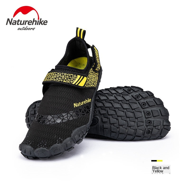 Naturehike Rutschfeste Wading Upstream Strandschuhe Verdickte Gummisohle Rutschfester Verschleißfester Bodenablaufloch-Designschuh