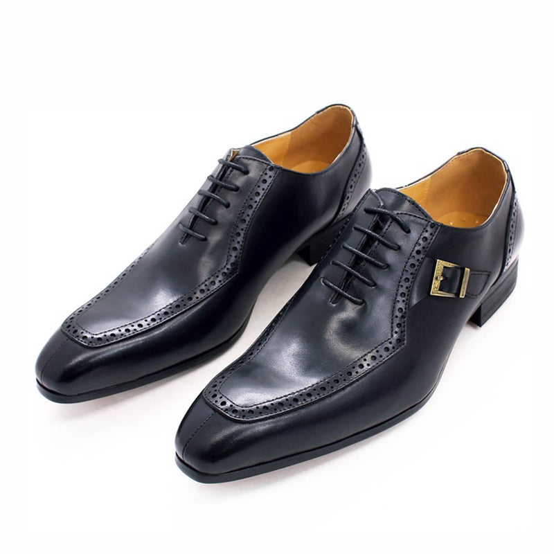 Zapatos de vestir de diseño de cuero de lujo para hombre, zapatos formales de boda de negocios de oficina, zapatos Oxford de punta estrecha con hebilla marrón con cordones para hombres