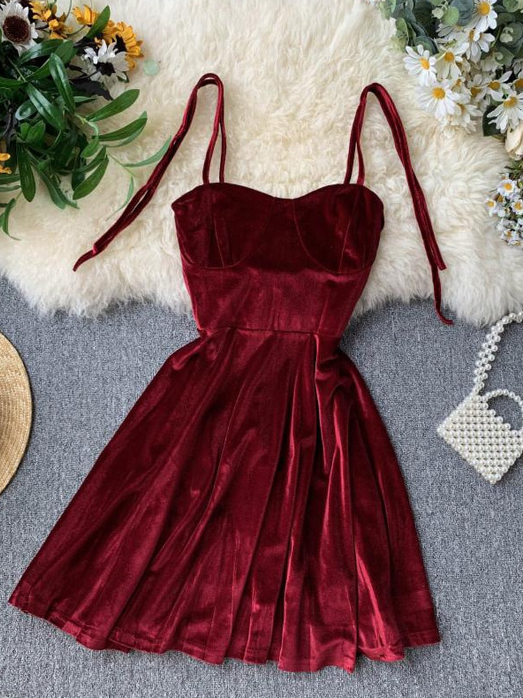 YuooMuoo Elegant Vintage Gothic Spaghetti Strap Dress 2022 Early Fall Basic Women Short Party Dresses Slim High Waist Mini Dress