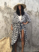 2022 Bikini-Vertuschungen Schwarz Retro Striped Self Belted Damen Sommerkleidung Kimono Kleid Beach Wear Badeanzug Cover Up Q1225