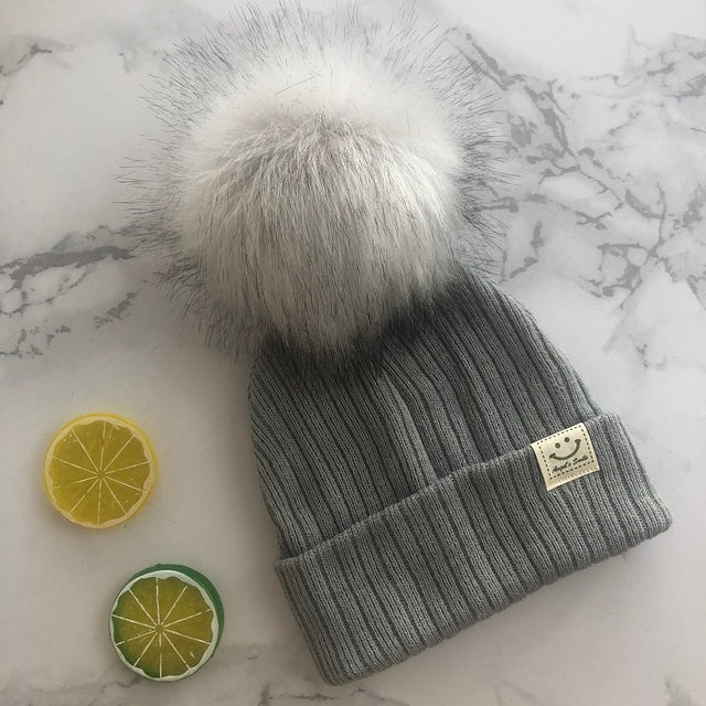 Winter Unisex Faux Fur Pompon Mütze Schal für Kinder Jungen Mädchen gestrickte Babymützen mit Bommelmütze Kinderzubehör