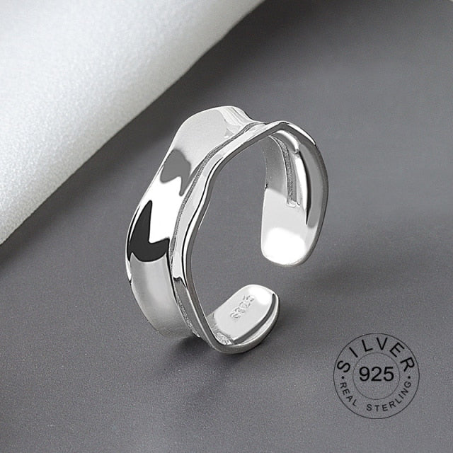 925 Sterling Silber offener Ring für Frauen INS Nische unregelmäßige Welle Sand Oberfläche breite Nudel Original Party Geburtstagsgeschenk