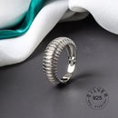 925 Sterling Silber offener Ring für Frauen INS Nische unregelmäßige Welle Sand Oberfläche breite Nudel Original Party Geburtstagsgeschenk