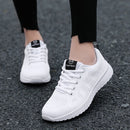 2020 Turnschuhe Frauen Schuhe Wohnungen Lässige Damen Schuhe Frau Lace-Up Mesh Leicht Atmungsaktiv Weibliche zapatillas de deporte para mujer