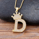 Neue Luxus Kupfer Zirkon AZ Krone Alphabet Anhänger Kette Halskette Punk Hip-Hop Stil Mode Frau Mann Anfangsname Schmuck