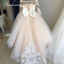 Puffy Tüll Spitze Ballkleid Blumenmädchenkleider Langarm Mädchen Prinzessin Kleid Illusion Mädchen Hochzeit Kleid Erstkommunion