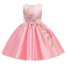 Neue Art-Mädchen-Hochzeitsfest Ein-Zeichen-Schulter-Straps-Kleid-Mädchen-Bogen-Nagel-Perlen-Blumen-Bankett-Ball-Kleid vestidos