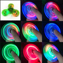 Fidget Spinner de luz LED de cristal luminoso, Spinner de mano que brilla en la oscuridad, juguetes para aliviar el estrés EDC, giroscopio cinético para niños