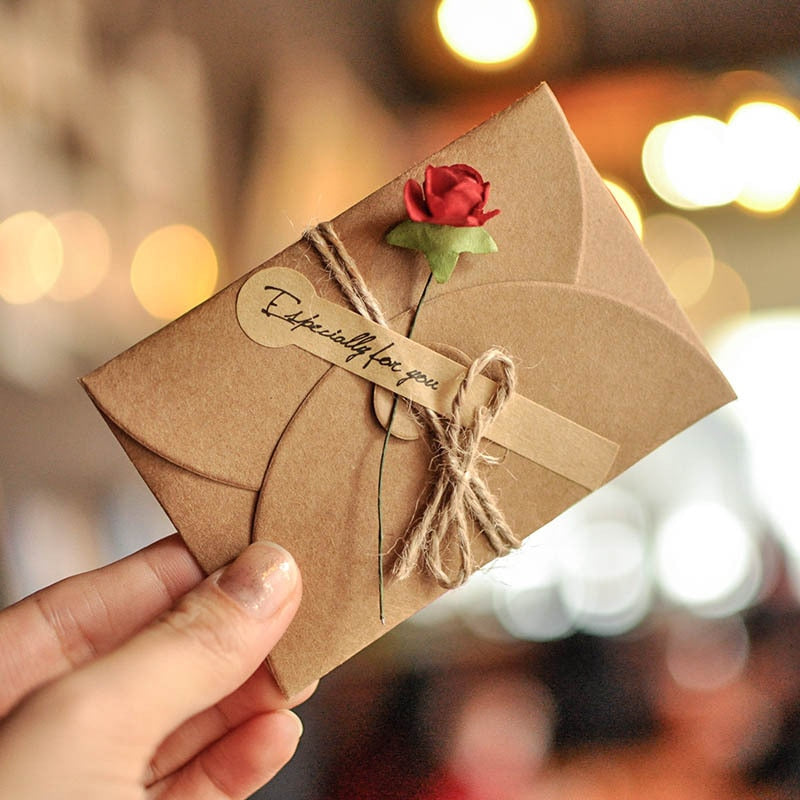 5pcs Mini Envelope Vintage DIY Kraft Paper Invitation Greeting Card with Fashion Handmade Dry Flower Wedding Party Gift Envelope