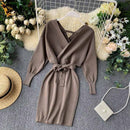 YuooMuoo Herbst Winter Frauen Strickpullover Kleid 2021 Neue Koreanische Lange Fledermausärmel V-ausschnitt Elegantes Kleid Damen Verbandkleid