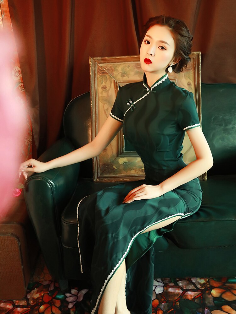 Vestido oriental verde rojo satén Cheongsam Plus tamaño grande Qipao rendimiento Cheongsams tradicional Qipao vestidos vestido chino