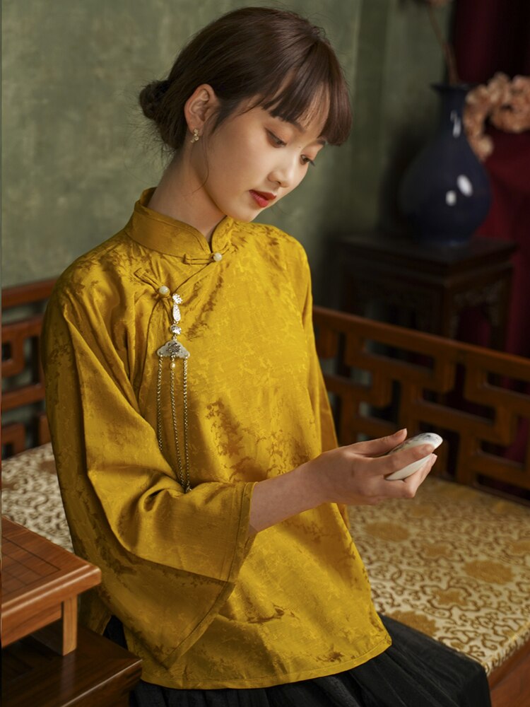 2021 Chinesische Baumwolle und Leinen Stehkragen Tee Kunst Top Vintage anmutige Frauen mehrfarbige manuelle verbesserte Cheongsam Tops