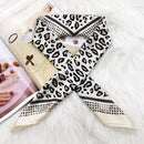 2022 Sommer Luxusmarke Seidenschal Platz Frauen Tücher Und Wraps Mode Büro Kleines Haar Hals Hijabs Foulard Schals 70*70cm