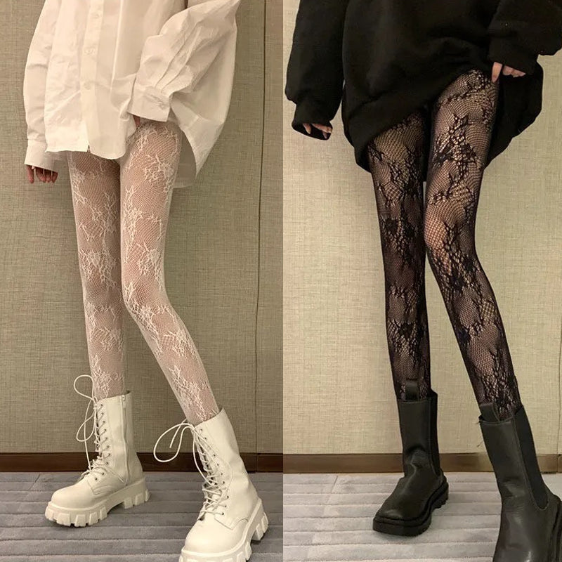 Klassische Lolita, ausgehöhlte Spitzen-Netzstrümpfe mit Boden, japanische Lolita, Retro-Blumenrattan, weißer Strumpf, heiße Strumpfhosen